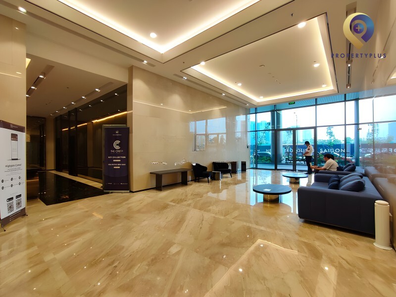 The Crest Office
